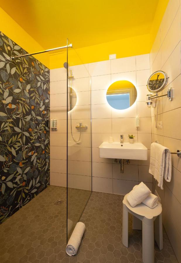 Nice Hotel Bibione Buitenkant foto
