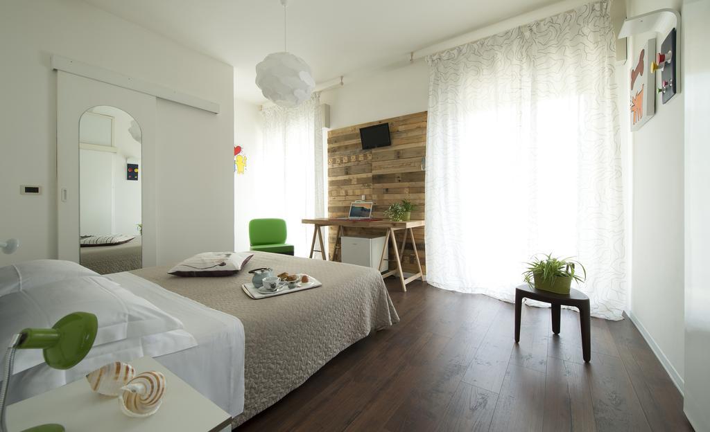Nice Hotel Bibione Buitenkant foto